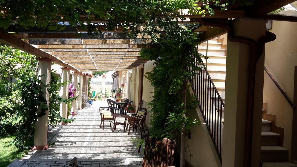 Agriturismo Casal Taccone Apartment Tarquinia Exterior foto